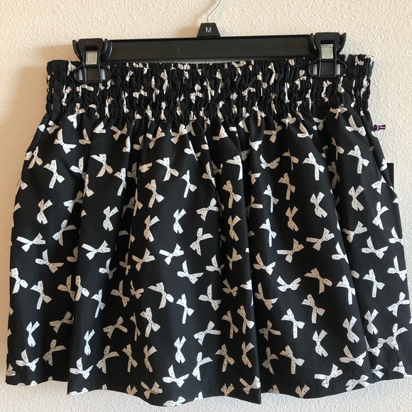 Tommy Hilfiger Dresses & Skirts - Tommy Hilfiger Tommy Girl Cute Bow Mini-Skirt NWT